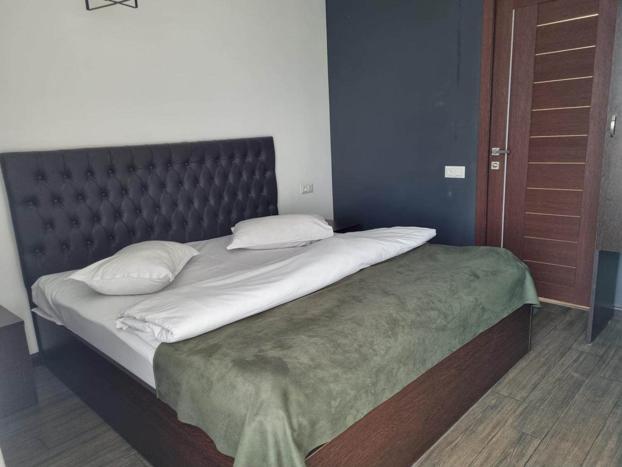 Day Inn Hotel Erevan Exterior foto